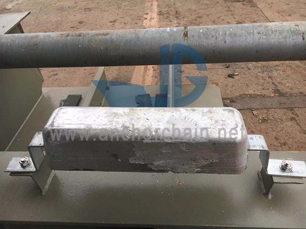 Anodo in alluminio per serbatoio dell'acqua di zavorra