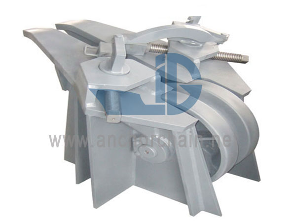 CB T3822-99 Fermacatena regolabile