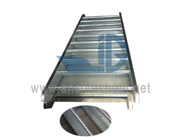 Scaletta inclinata in acciaio inox